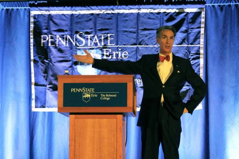 1621677_10153787859690220_1918157378_n