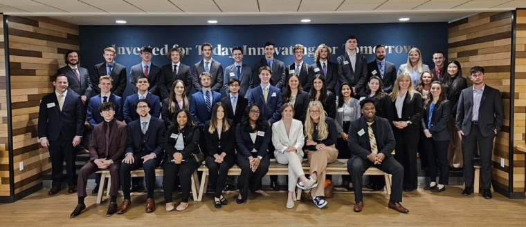 d9b7d7ef-bdf6-415b-b709-df22b573d523